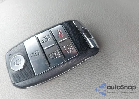 2016 Kia Sedona Sx Luxury z USA, uszkodzony, nr VIN KNDME5C14G6184631